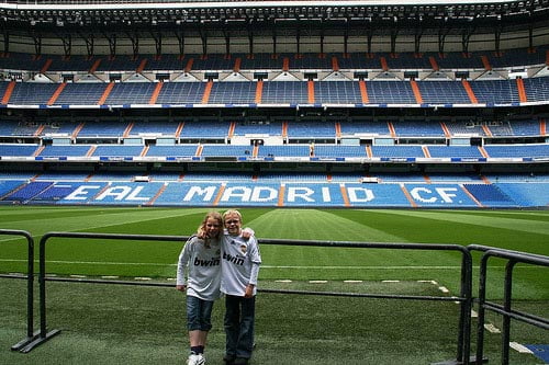 Familie van Ooijen in het Bernabeu stadion